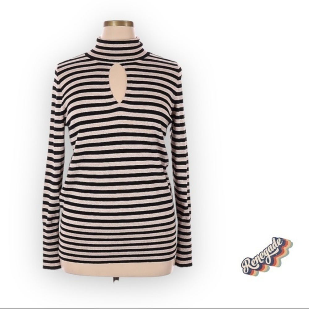 🔜 
 Keyhole Striped Turtleneck Sweater XL